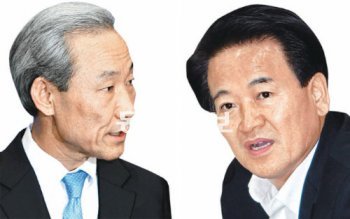 김종훈 전 통상교섭본부장(왼쪽), 정동영 민주통합당 의원(오른쪽).