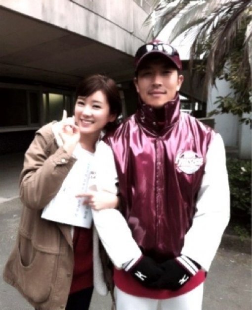 공서영 아나운서(왼쪽)과 넥센 김병현. 사진출처｜공서영 아나운서 트위터