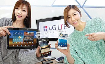 SK텔레콤은 롱텀에볼루션(LTE) 서비스에 주력하는 한편 통신-플랫폼-반도체로 이어지는 새로운 성장모델을 바탕으로 글로벌 정보통신기술 기업으로 성장하겠다고 밝혔다. SK텔레콤 제공