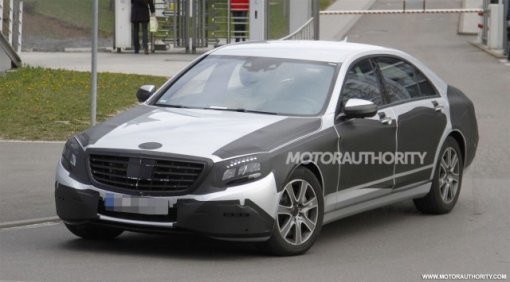 벤츠 S클래스  스파이 샷. 사진=모터오쏘리티