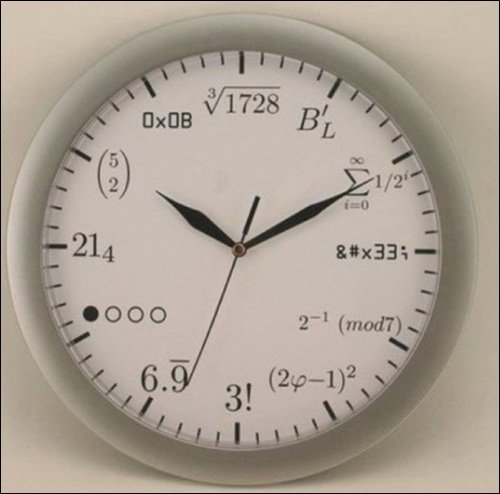 수학 교수 전용 시계 (출처= 커뮤니티 게시판)