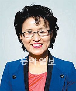 ‘대한민국 스승상’ 대상을 받는 전남 조도고 조연주 교사. 교육과학기술부 제공