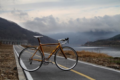강촌의 빼어난 북한강 자전거도로