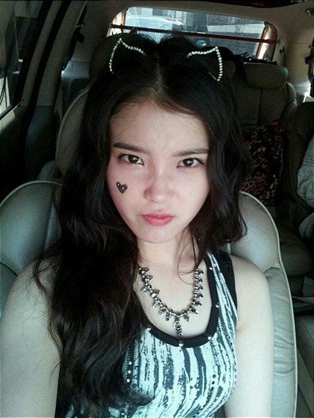 출처= 아이유 미투데이