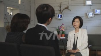 tvN '백지연의 피플인사이드' 방송 장면.