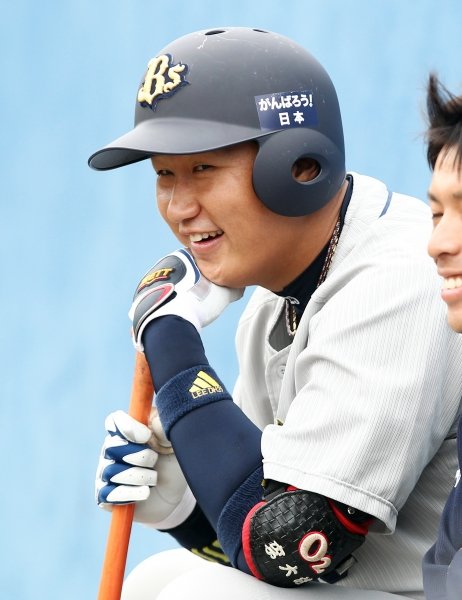 오릭스 이대호가 일본프로야구 첫 해에 일찌감치 두 자릿수 홈런 고지를 정복했다. 그러나 한창 상승세를 타고 있는 와중에 종아리 통증이 생겨 귀추가 주목된다. 사진제공｜스포츠코리아