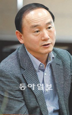 한명섭 삼성전자 디지털이미징사업부장은 “휴대전화나 TV처럼 카메라도 정말 좋은 제품을 내놓겠다”고 말했다. 삼성전자 제공