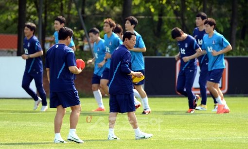 카타르에 대승을 거둔 한국 축구대표팀의 훈련 모습. 스포츠동아DB