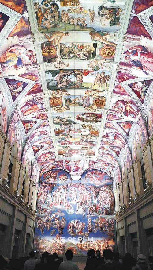 바티칸 시스티나 성당과 같은 규모로 미켈란젤로의 ‘천지창조’와 ‘최후의 심판’을 재현해 놓은 모습. 유명인들이 결혼식 장소로 대관해 사용하기도 한다.