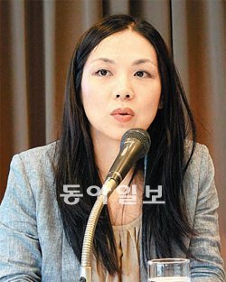 日 시민단체의 고발 폴라리스 프로젝트의 후지와라 시호코 일본사무소 대표가 20일 일본 도쿄에서 기자회견을 하고 있다.
