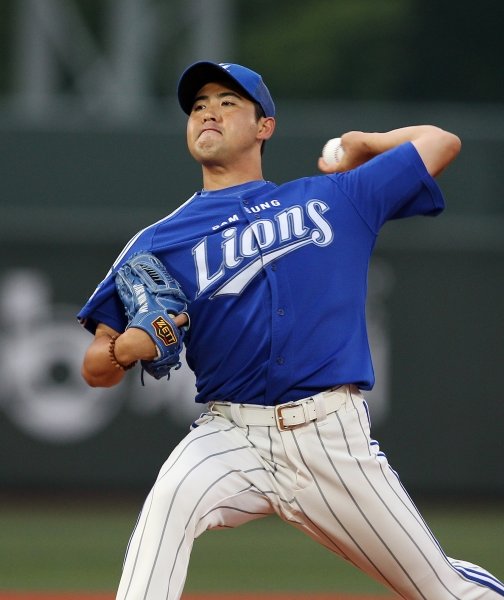 삼성 장원삼이 22일 목동 넥센전에서 역투하고 있다. 장원삼은 시즌 8승째를 따내 다승 공동선두로 올라섰다. 사진제공｜스