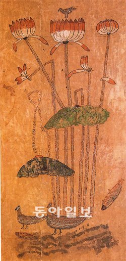 ‘연꽃그림’(19세기), 일본 개인 소장, 종이에 채색, 37.2cmX90.4cm. 여름 막바지의 풍경을 밝은 채색과 맑은 선묘, 그리고 천진난만한 이미지로 밝고 명랑하게 표현했다.