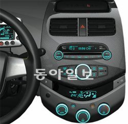 CD플레이어가 설치된 ‘쉐보레 스파크’의 국내 판매 모델. 한국GM 제공