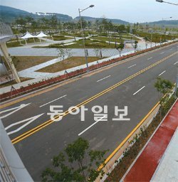 깔끔하게 단장한 미단시티 영종하늘도시에 이어 찾은 인근 ‘미단시티’는 도로와 공원 조성이 완료돼 있었다.