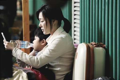 영화 ‘연가시’의 한 장면.사진제공｜오죤필름