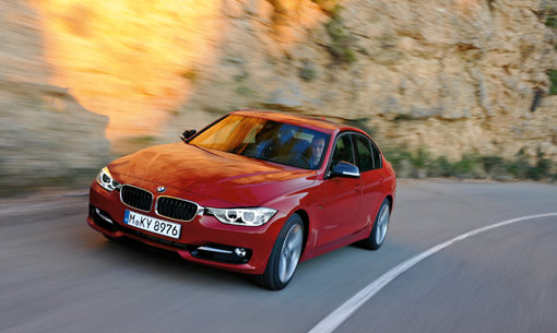 BMW 320d 스포츠는 검증이 끝난 스포츠 세단의 교과서다. 한계 속도와 극한의 코너링에서 탁월한 조향 능력과 브레이킹 성능을 발휘한다. 사진제공｜BMW코리아