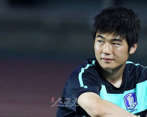 QPR이 기성용의 영입을 위해 600만 파운드(약 107억 원)의 이적료를 셀틱에 제시할 것이라는 보도가 나와 귀추가 주목된다. 스포츠동아DB