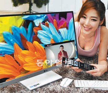 PC, TV, 모니터 기능을 한 기기에 담은 LG전자의 ‘V720 시리즈’ 일체형 PC. LG전자 제공