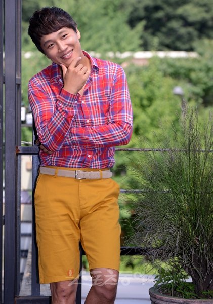 결혼하고 더 여유롭게 일하게 됐다는 배우 차태현은 집에 돌아오면 바로 아빠 모드로 변한다고 한다. 김종원 기자 won@donga.com 트위터@beanjjun