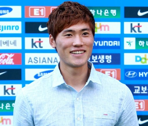 런던올림픽 동메달리스트 황석호는 국가대표팀에도 발탁됐다. 백업 수비수에서 더욱 높은 곳을 향해 비상하는 그의 모습은 잔잔한 감동을 준다. 사진제공｜스포츠코리아