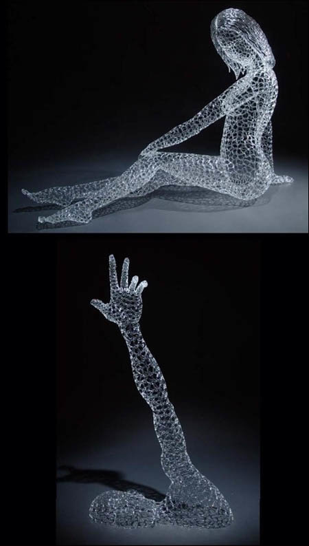 ‘국수처럼 만든 유리조각’ 조형물 화제