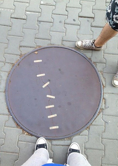 출처= 커뮤니티 게시판