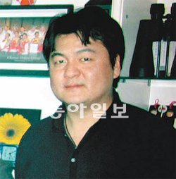 지난해 한국으로 돌아온 강용문 씨. 강 씨는 한국으로 들어와 입양아와 미혼모를 돕는 시민단체에 참여해 자원봉사를 하며 지냈으나 결국 범죄자로 전락해 법정에 섰다. 시민단체 뿌리의 집 제공