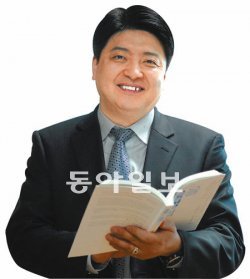 그린광학의 조현일 사장은 기술 국산화의 꿈을 실현하기 위해 1997년 다니던 회사를 그만두고 창업했다고 말했다. 그린광학 제공