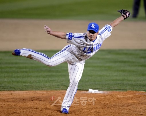 ‘끝판 대왕’은 일본프로야구 수호신이 될 수 있을까. 삼성 오승환은 아시아시리즈가 끝나면 구단에 공식적으로 일본진출을 요청하기로 했다. 스포츠동아 DB