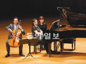 13일 서울 예술의전당 콘서트홀은 첼리스트 요요마의 따스한 음색과 미소 덕분에 온기로 가득 찼다. 크레디아 제공
