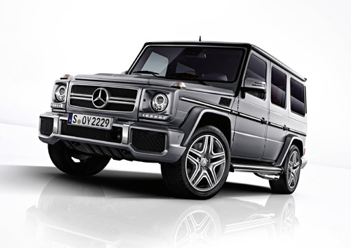메르세데스-벤츠는 더욱 진화된 G 클래스 2가지 모델을 20일부터 출시한다. 유니크한 디자인을 유지하면서 LED 주간전조등과 사이드미러가 적용됐다. 사진제공｜메르세데스-벤츠코리아