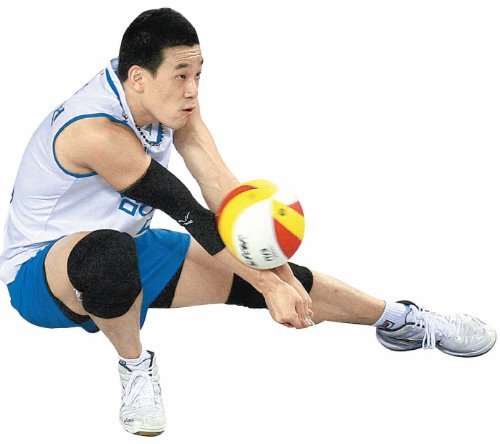 배구의 리베로는 고독한 포지션이다. 몸을 날리며 궂은일을 도맡아 하지만 알아주는 이는 많지 않다. 최근 3000디그를 달성한 삼성화재 리베로 여오현은 “내가 받지 못하면 곧바로 실점이 된다. 화려하지는 않아도 짜릿한 역할”이라고 말했다. 스포츠포커스 제공