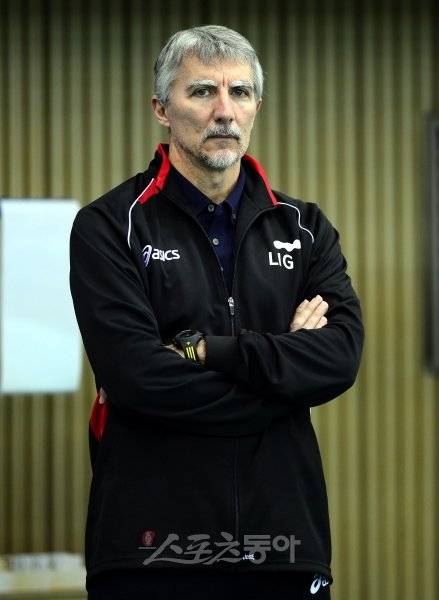 LIG 트레이너 호세. 수원｜김민성 기자 marineboy@donga.com 트위터 @bluemarine007