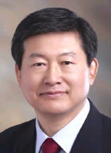 김창남 경희대 언론정보대학원 교수 정치학 전공