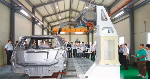 경기 화성시 두림로보틱스 모듈화 공장. 이 회사는 별도의 교육센터를 운영해 연간 500∼600명의 기술자에게 이론 교육과 현장 실습 기회를 제공한다. 두림로보틱스 제공