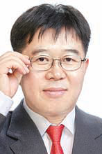 윤영준 용인탑클래스기숙학원 이사장