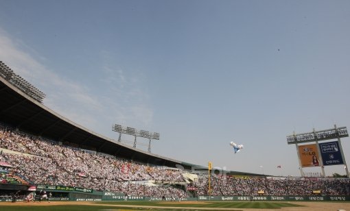 한국 프로야구 경기의 한 장면. 스포츠동아DB