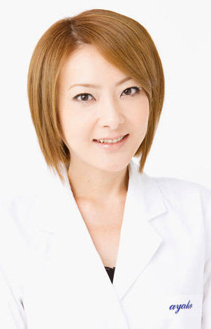 의사 겸 배우 니시카와 아야코. 사진 ｜ 니시카와 아야코 공식홈페이지