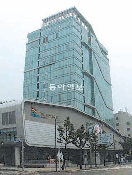 최근 한 중국 업체가 인수를 추진하고 있는 인천 중구 향동의 하버파크호텔. 동아일보DB
