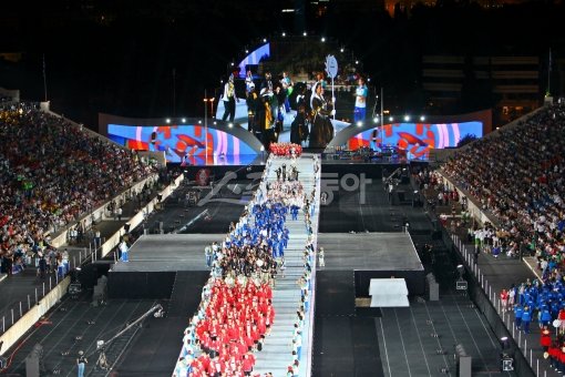 2013평창동계스페셜올림픽이 29일 강원도 평창에서 개막한다. 사진은 2011년 아테네하계스페셜올림픽 개막식 모습. 스포츠동아DB