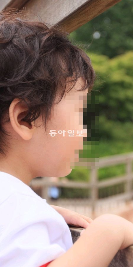 2009년 서울 성북구 성북동 성가정입양원에 들어온 박주원(가명) 군. 박 군은 친모에게 장애가 있다는 이유로 입양에 어려움을 겪고 있다. 성가정입양원 제공