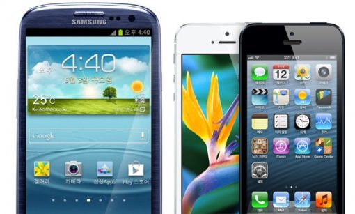 갤럭시S3(사진 왼쪽)와 아이폰5