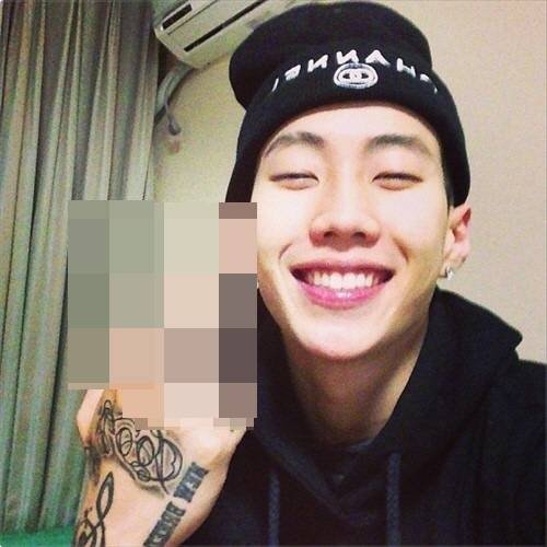 앞서 논란이됐던 박재범의 사진 (출처= 박재범 인스타그램)