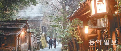 구로카와온천은 이렇듯 예스러운 모습의 마을과 거기서 풍기는 고적한 분위기로 이름났다.