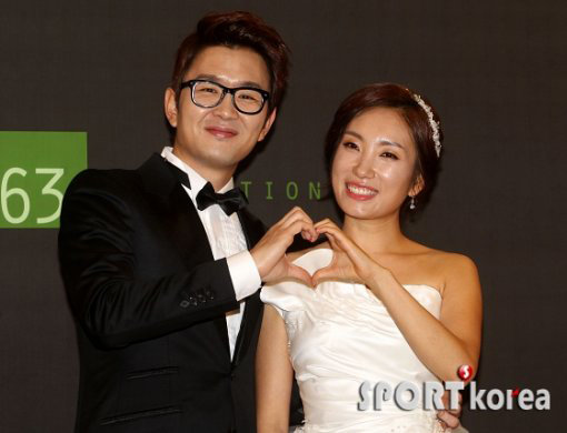 개그맨 윤형빈-개그우먼 정경미 커플. 사진제공｜스포츠코리아