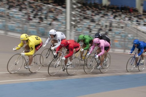 다양한 변수가 존재하는 경륜 승부의 세계. 정보지들은 자신만의 방법을 통해 입상후보들을 예측한다. 같은 경주라도 정보지마다 우승 예상이 다른 이유이다. 스포츠동아DB