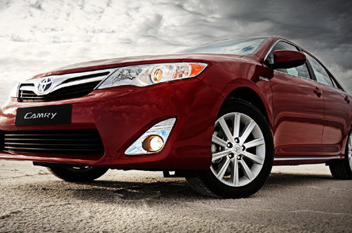 볼수록 매력적이고 알수록 탐나는 차가 바로 2013년형 토요타 캠리다. 당당히 드러나거나, 혹은 세심하게 감춰진 ‘디테일’을 들여다보면 캠리가 월드베스트셀러의 반열에 오른 이유를 자연스럽게 알게 된다. 사진제공｜한국토요타자동차