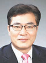 김종하 한남대 국방전략대학원 원장