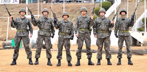 ‘남자들’만 아는 이야기로 여성 시청자까지 홀린 MBC 예능프로그램 ‘진짜 사나이’. 사진제공｜MBC