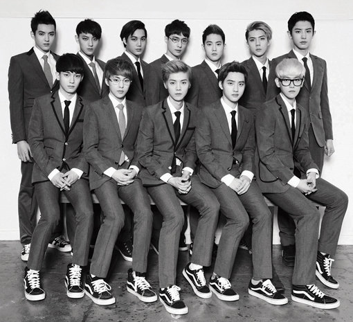 신곡의 인기가 무섭다. ‘늑대와 미녀’를 내놓자마자 지상파 음악 프로그램 1위를 휩쓴 엑소는 지난해 데뷔하고 꼭 1년 만에 ‘목표’였던 세계시장을 향한 힘찬 발걸음을 뗐다. 사진제공｜SM엔터테인먼트